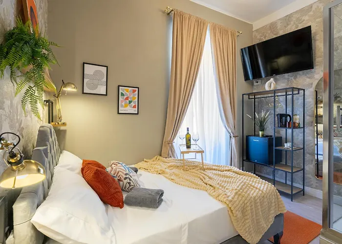Lux Design House In The Heart Of 5min Walk To Colosseum Daire