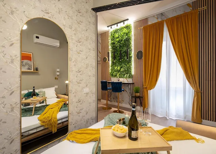 Luxury In Heart Of Walk To Colosseum
