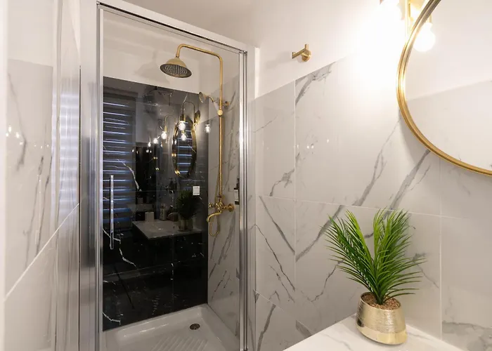 Luxury In Heart Of Walk To Colosseum Apartamento