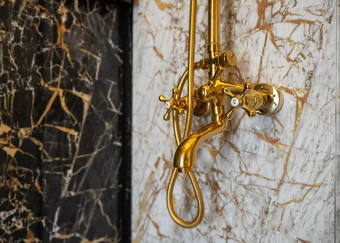 Luxury In Heart Of Walk To Colosseum Apartamento