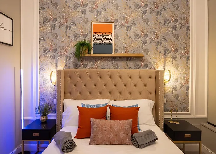 Luxury In Heart Of Walk To Colosseum Apartamento